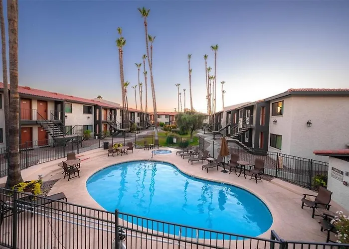 141 Fully Furnished, Wifi Included Scottsdale