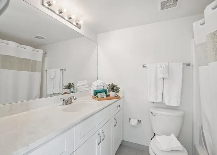 141 Fully Furnished, Wifi Included Apartment